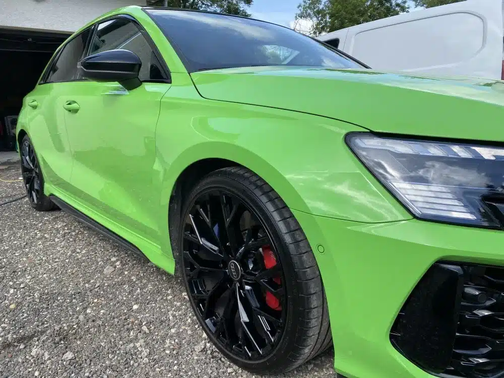 Clean’O’Max en intervention à domicile pour un lavage complet de voiture à la Réunion